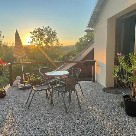 V Podhuri Jizerskych Hor *